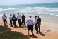 بالفيديو: غرق فتى من نابلس على شاطئ مدينة يافا وقوات الانقاذ تباشر بعمليات البحث عنه